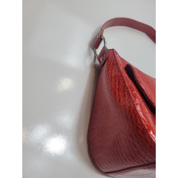 LIZ Claiborne Red Alligator Print Zip Snap Closure Small Outside Pocket - Picture 4 of 16